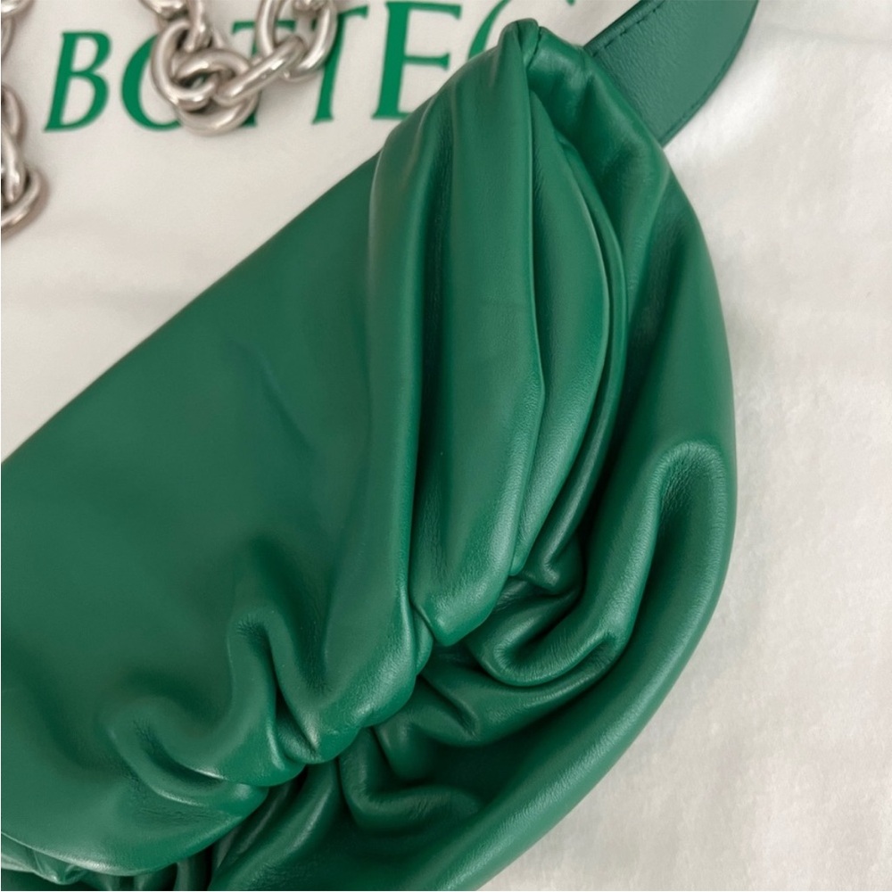 Bottega Veneta Leather Chain
Pouch Belt Bag - Picture 5 of 16